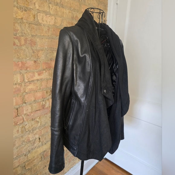 ♣️ Vince Camuto Black Leather Jacket with Shawl - New Zealand Lamb Leather - Picture 12 of 12